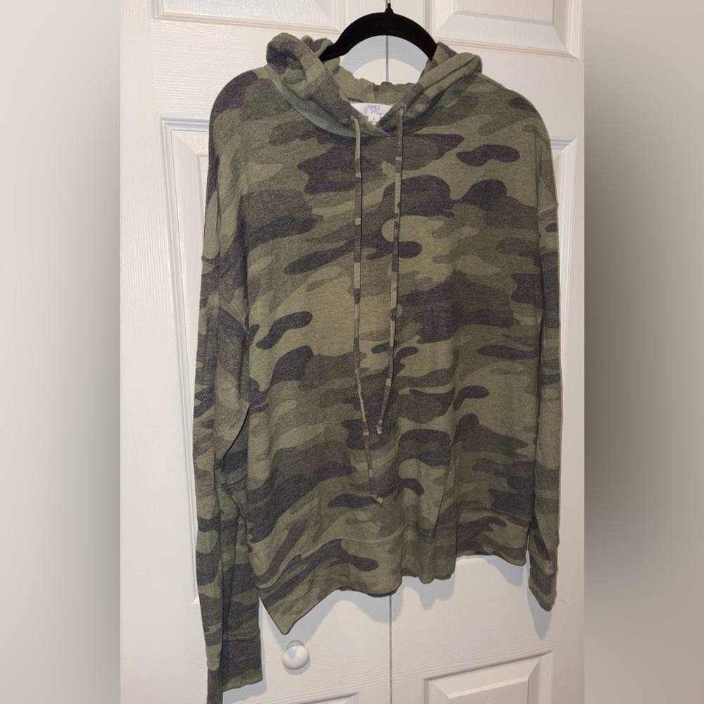 Camo Print Fleece Hoodie - Picture 2 of 5